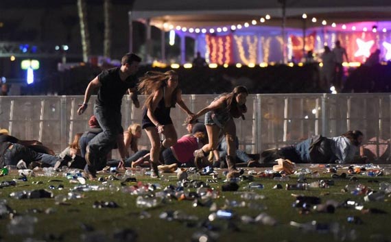 50 muertos y 200 heridos por un tiroteo en Las Vegas