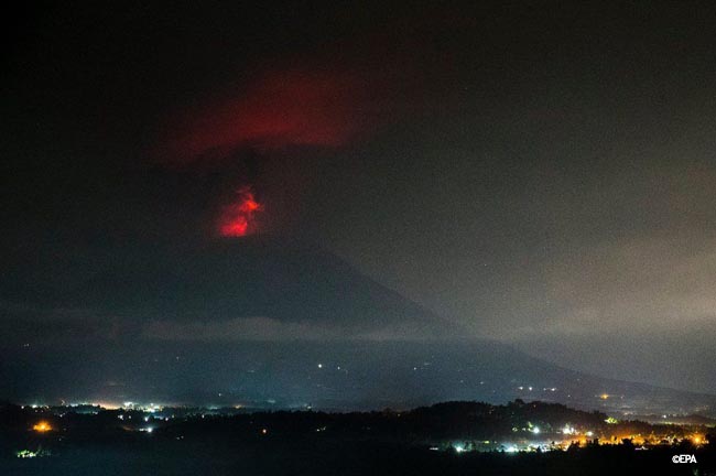 Evacuación en Bali por la posible erupción del volcán Agung
