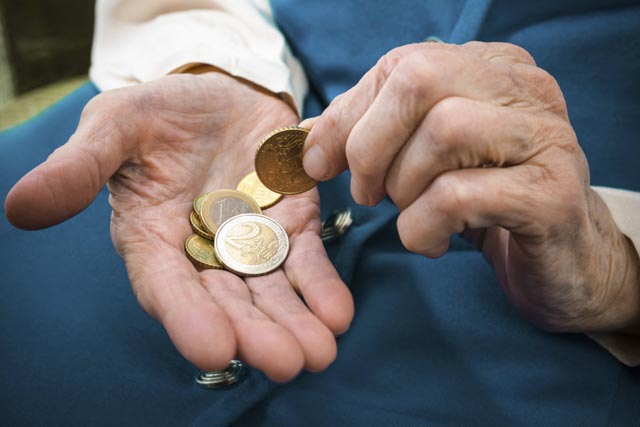 El Gobierno sube las pensiones dos euros al mes