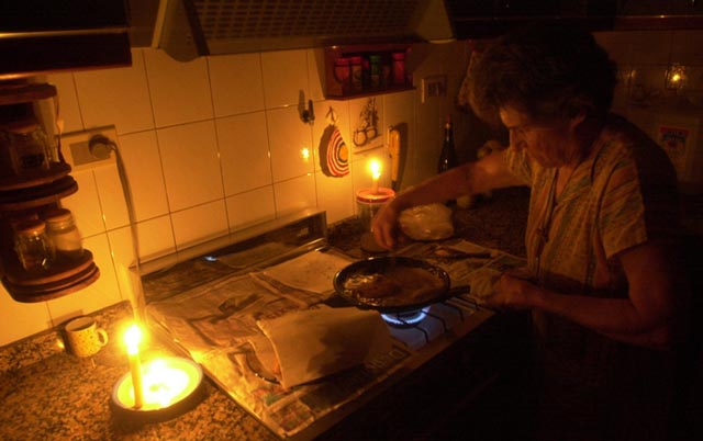 La Cruz Roja calcula que 4,5 millones de españoles tienen pobreza energética
