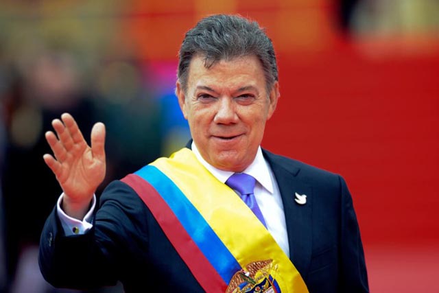 Santos pretende detener la masiva migración de venezolanos a Colombia