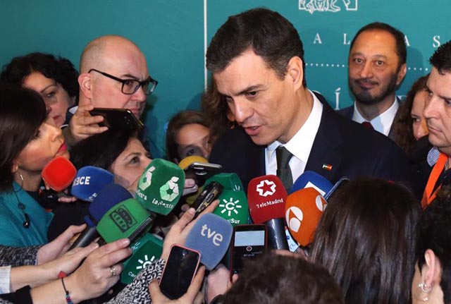 Pedro Sánchez exige que Rajoy presente Presupuestos o convoque elecciones