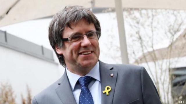 Puigdemont, dispuesto a expropiar empresas públicas y medios de comunicación privados en Cataluña