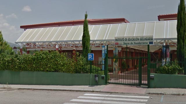 Detienen al director de un instituto de Madrid por instalar cámaras ocultas en los baños