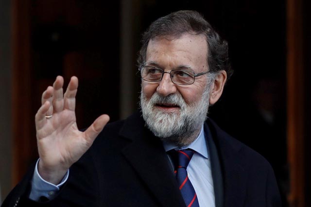 Rajoy contesta a Aznar