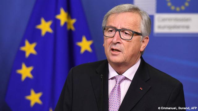 Juncker propone una cumbre urgente sobre inmigración