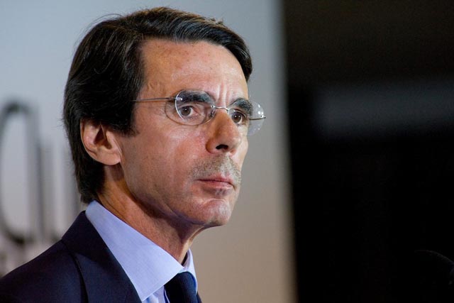 Aznar propone refundar el PP