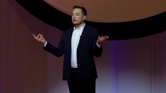 Tesla continuará en Wall Street