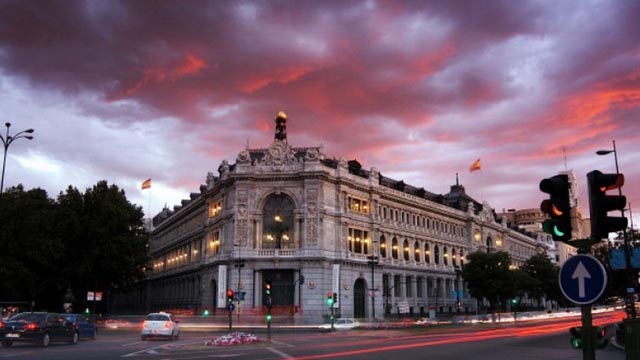 El Banco de España advierte de nubarrones sobre la economía española