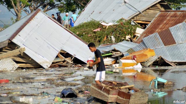 Cientos de muertos por un tsunami en Indonesia