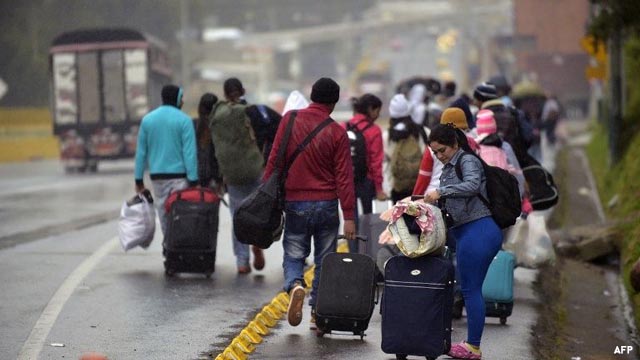 Cinco mil personas al día huyen de Venezuela, según la ONU