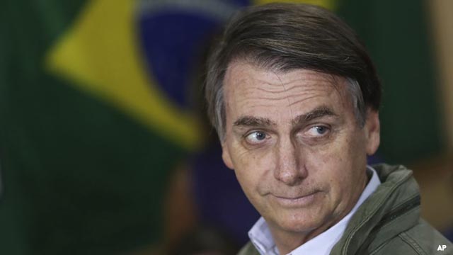 Bolsonaro prevé "días difíciles"