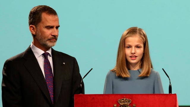 La Princesa de Asturias leyó un artículo de la Constitución