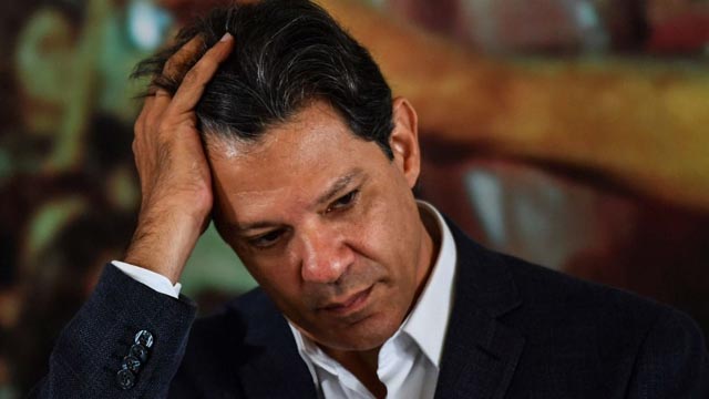 Procesan sospechosamente por corrupción a Fernando Haddad, el rival de Bolsonaro