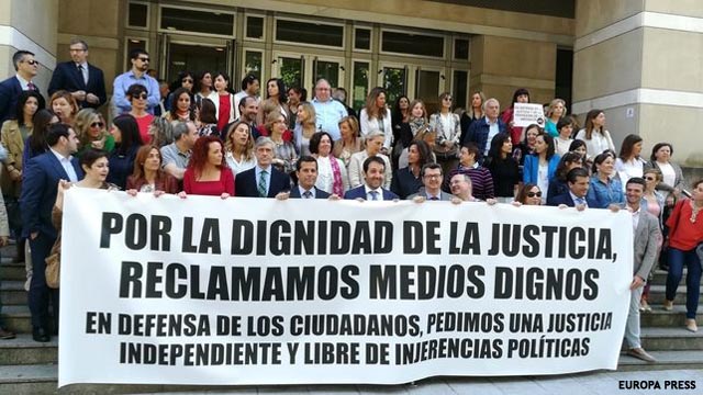 Jueces y fiscales amenazan al Ministerio de Justicia con una huelga el 19 de noviembre