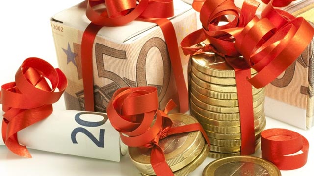 Los españoles prevén gastarse una media de 250 euros estas Navidades