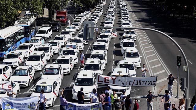 Los taxistas paran hoy Madrid hartos de que no escuchen sus reivindicaciones