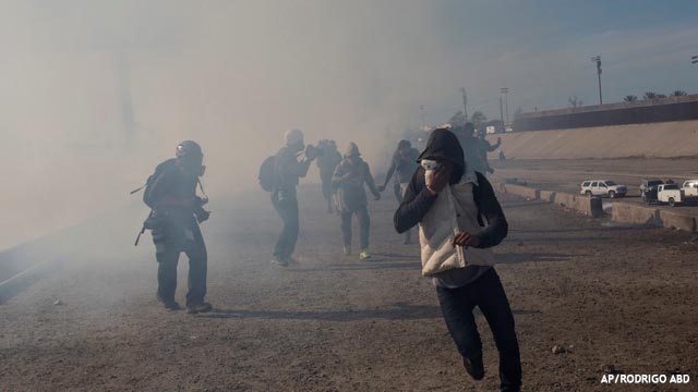 La violencia en Tijuana entre migrantes y fuerzas de seguridad