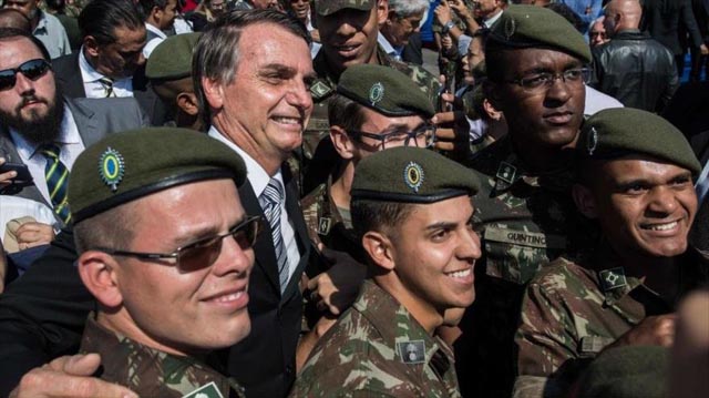 El Ejército convence a Bolsonaro que no regale una base militar a los Estados Unidos