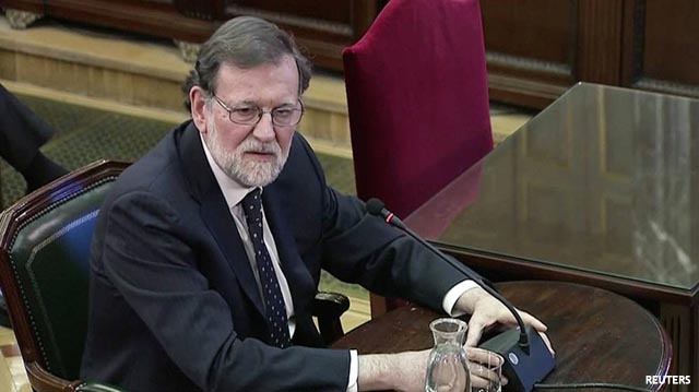 Rajoy: «Conversaciones entre miembros de la Generalitat y los partidos políticos ha habido siempre»