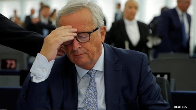 Juncker pierde la paciencia con May