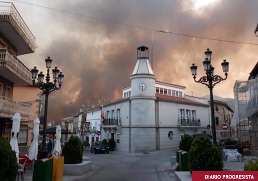 El incendio de Cadalso de los Vidrios, más de 2.000 hectáreas calcinadas, la tragedia de un pueblo