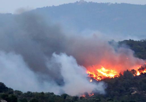 Arde Tarragona: un incendio devasta Ribera d'Ebre