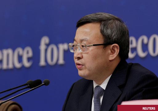 Wang Shouwen, viceministro de Comercio de China. China impone aranceles severísimos contra el acero inoxidable de la Unión Europea