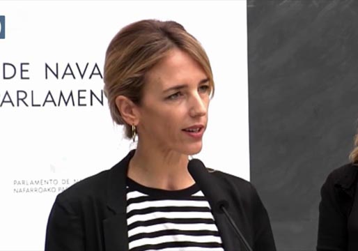 Cayetana Álvarez de Toledo dice que Sánchez “anexiona Navarra a la indignidad”