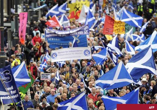 La mayoría de los escoceses, partidarios de la independencia y de permanecer en la UE