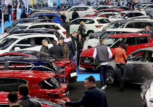 Las ventas de automóviles se desploman más de un 9% en lo que va de año