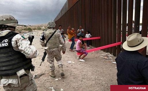 Construyen balancines en la frontera entre Estados Unidos y México para mofarse de Trump