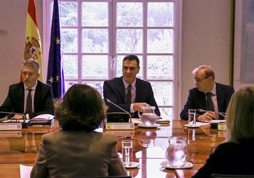 Sánchez presidió ayer la comisión de seguimiento de la situación de Cataluña