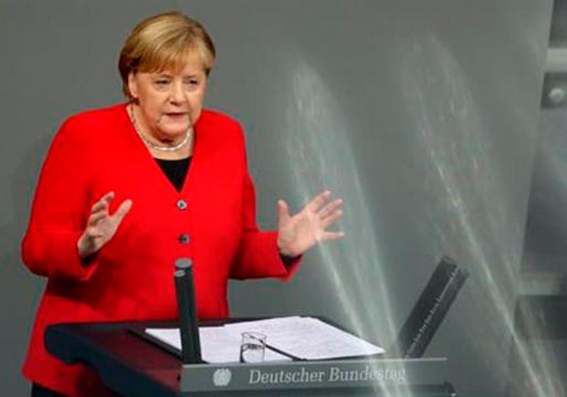 Merkel: «Europa es incapaz de defenderse a sí misma»