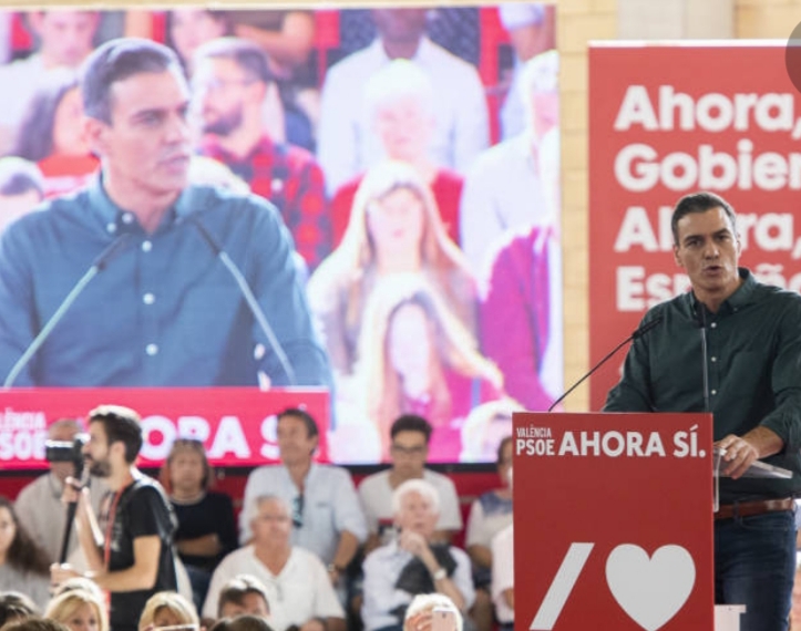 Sánchez pide «evitar al PP con los franquistas» y cerrar la puerta a la ultraderecha
