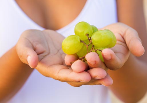 Un 86 % de los españoles tomará las uvas de la suerte en Fin de año