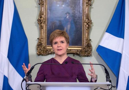 Escocia pide a Reino Unido un nuevo referéndum de independencia