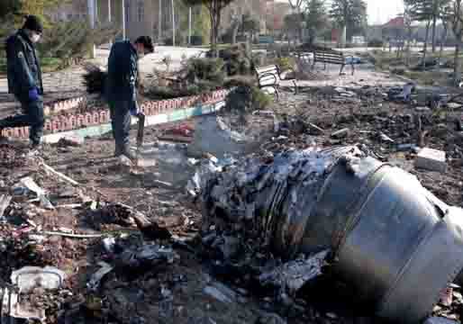 Ucrania sospecha que el avión fue derribado por un misil