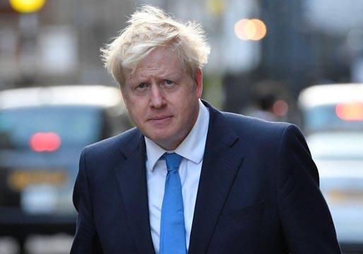 Boris Johnson prefiere títeres a ministros