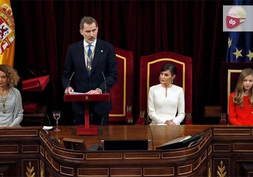 El 55% de los españoles, partidario de una monarquía parlamentaria y un 40% de la república