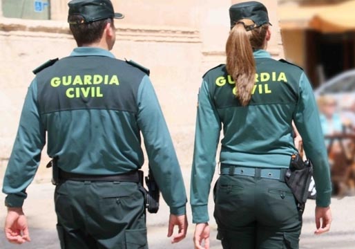 Roban pistolas y uniformes en el asalto al puesto de la Guardia Civil de Villafranca de los Caballeros (Toledo)