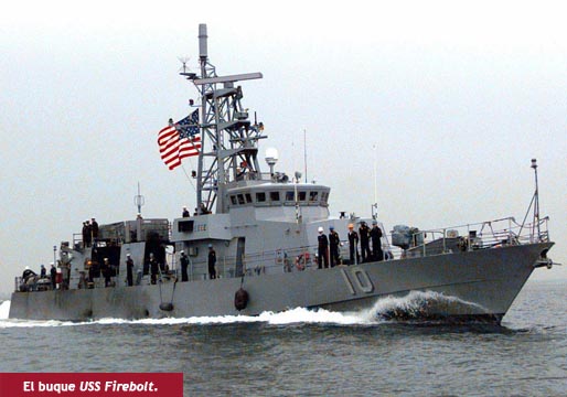 EEUU lanza disparos de advertencia contra barcos iraníes