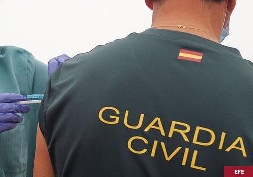 El TSJC ordena a la Generalitat vacunar a policías y guardias civiles