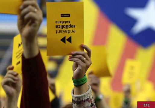 Los catalanes que rechazan la independencia se sitúan 4 puntos por encima de los que la desean