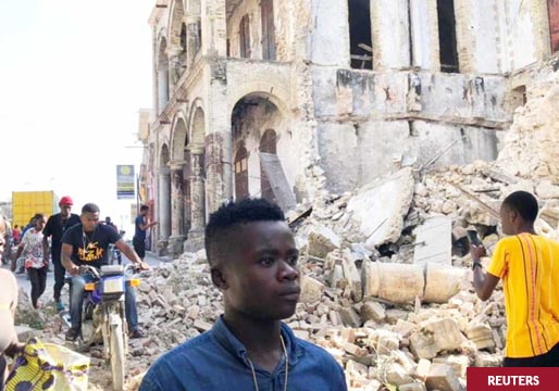 Un terremoto provoca 400 muertos en Haití