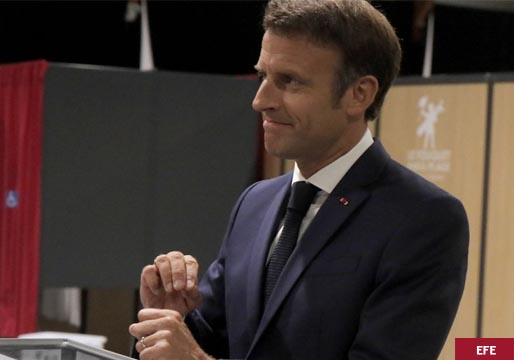 Elecciones en Francia: Macron se queda lejos de la mayoría absoluta