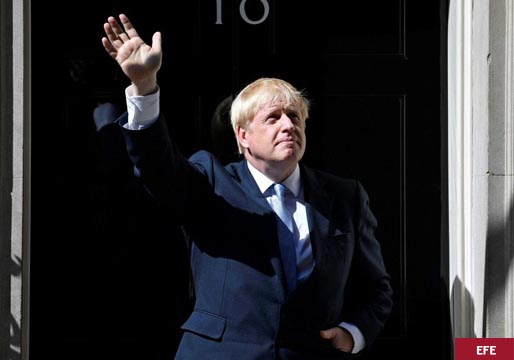 Johnson dimite como líder ‘tory’, pero sigue como premier