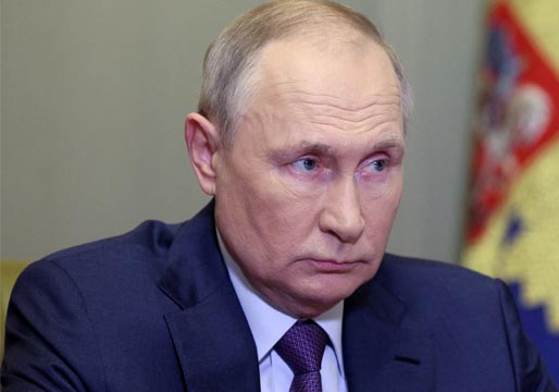 Putin responde a la destrucción parcial del puente de Kerch