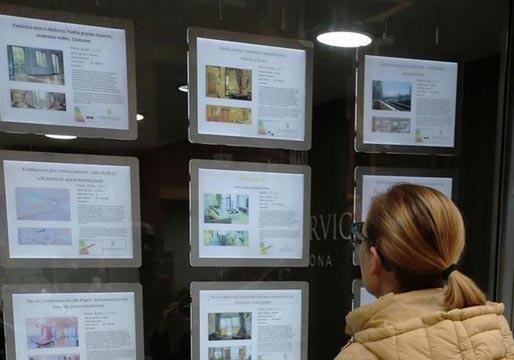La compraventa de viviendas acumula siete meses de caídas