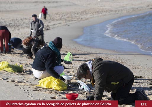 Galicia eleva a nivel dos la alerta por los pellets de plástico